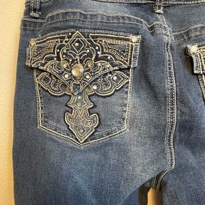 Earl Women’s “slim boot” denim jeans in size 14 W